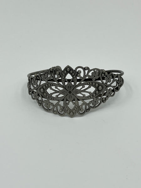 Antique Silvertone Filligreed Flowers Bold Wide Cuff Bangle Bracelet