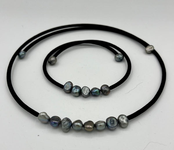 Natural Black Pearl and Black Leather Beaded Memory Wire Necklace and Bracelet
