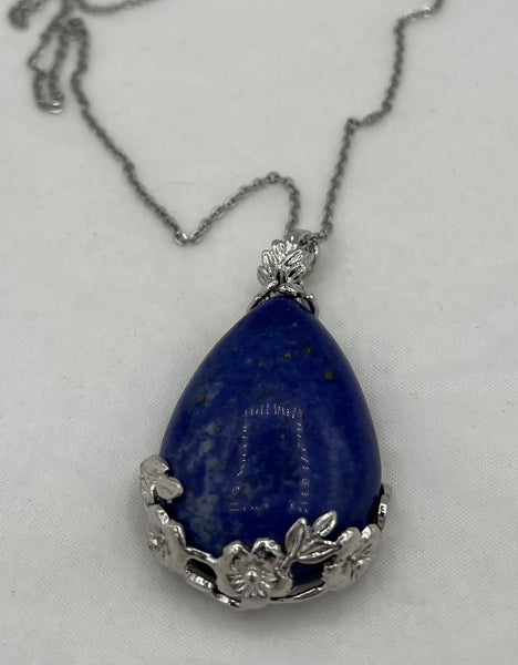 Natural Lapis Gemstone Teardrop in Floral Setting Pendant with Chain