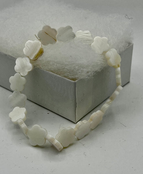 Natural Mother of Pearl Shell Carved Flowers Beaded Stretch Bracelet