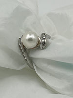 Natural White Pearl Gemstone and CZ Size 9 White Gold Plated Ring