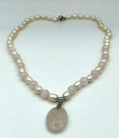 Natural Rose Quartz and Pearl Gemstone Beaded Necklace with Oval Pendant