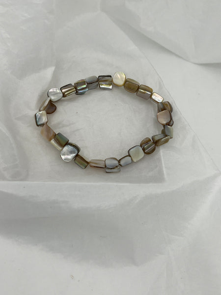 Natural Gray Cream and Tan Mother of Pearl Shell Chips Beaded Stretch Bracelet