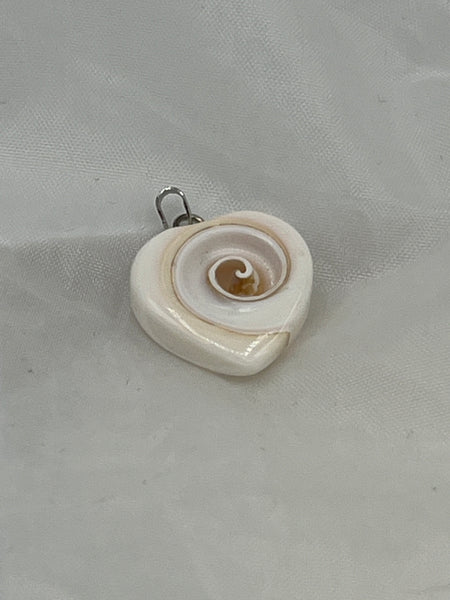 Dainty Natural Shiva Eye Shell Heart Pendant