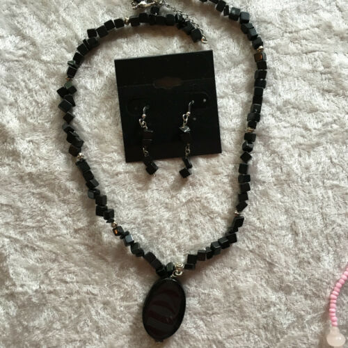 natural black onyx gemstone beaded necklace and dangle earrings set