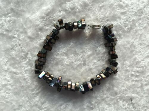Natural Mother of Pearl Shell Beaded Chips Bracelet
