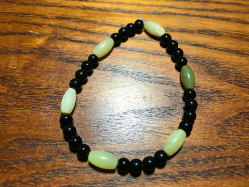 natural obsidian and Serpentine gemstone dainty beaded stretch bracelet