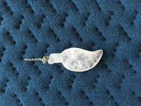 natural rose quartz gemstone carved leaf pendant