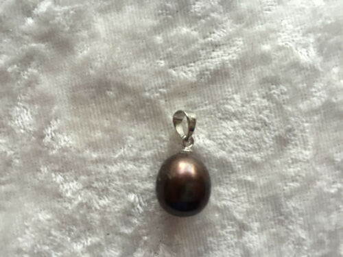 Lovely Pearl Teardrop Pendants, Bronze, Lavender, Pink or White