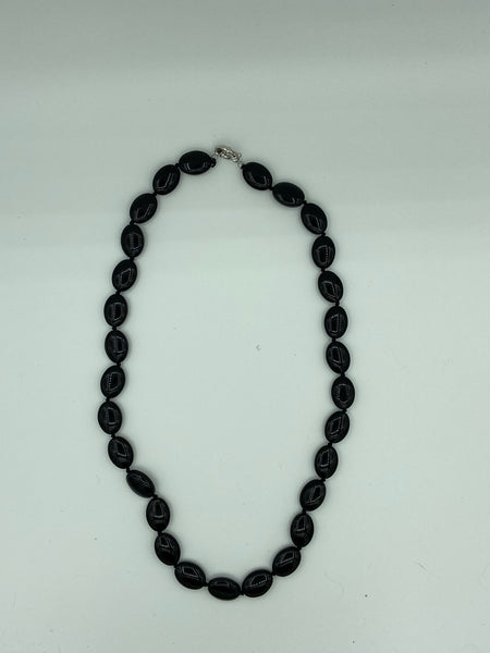 Natural Black Agate Gemstone Puffed Ovals Beaded Necklace