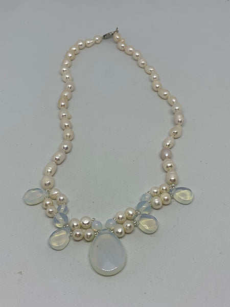 Natural Faceted Blue Opal and Pearl Gemstone Beaded Necklace