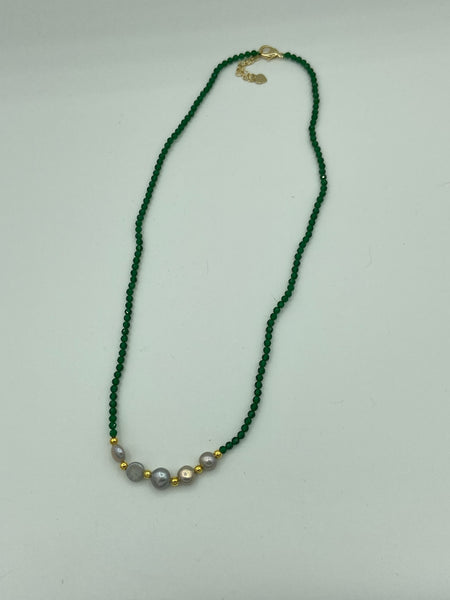Natural Emerald Rondelle and Gray Pearl Gemstone Beaded Adjustable Necklace