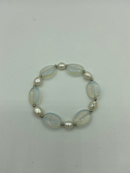Natural Moonstone and Pearl Gemstone Beaded Stretch Bracelet