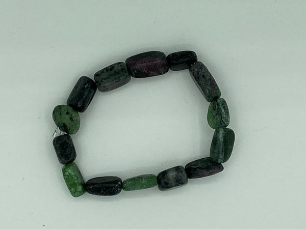 Natural Ruby Zoisite Gemstone Tumbled Nuggets Beaded Stretch Bracelet